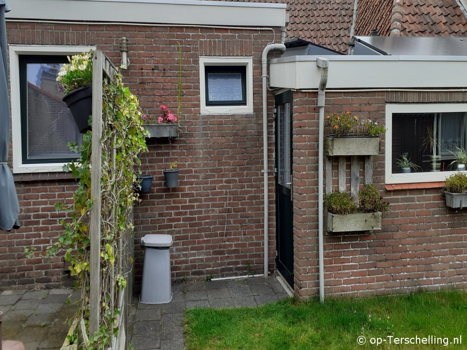 Buitenaanzicht Permetaasje Buitenaanzicht Permetaasje